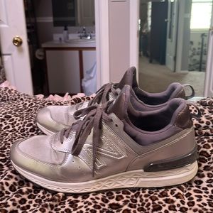 Women’s New Balance 574 Sport. Size 10.